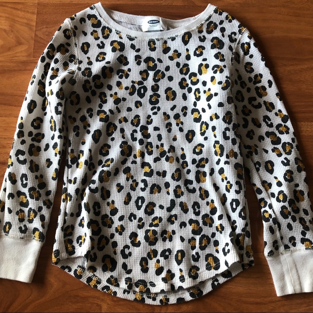 ‼️ 10/$20 Old Navy leopard print thermal S 6/7